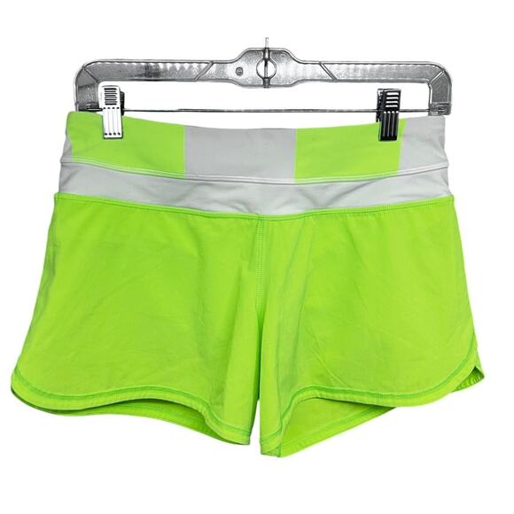 Lululemon Groovy Run Shorts Zippy Green Womens Sz 6 Zip Pocket Stretch Logo - Picture 4 of 9